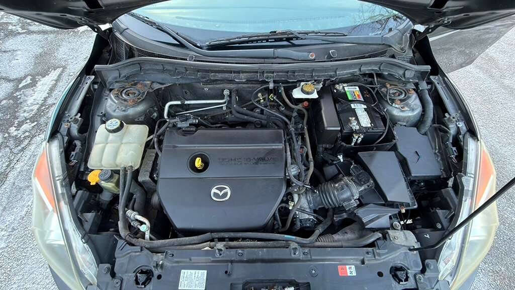 Used 2010 MAZDA MAZDA3 i Touring image 28