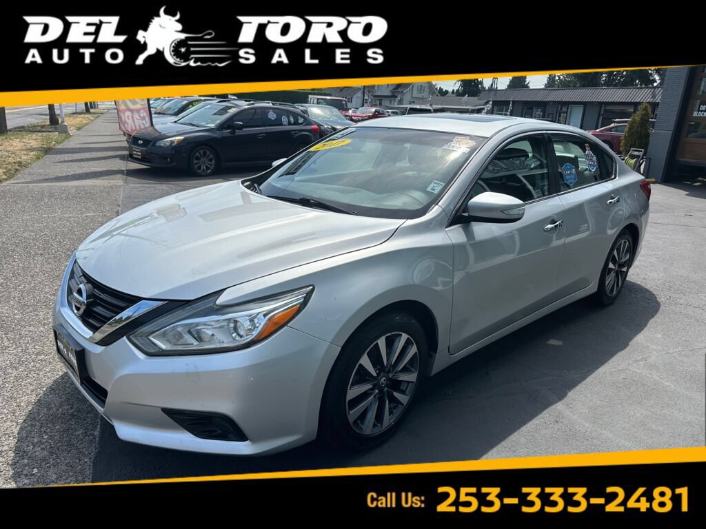 Used 2017 Nissan Altima 2.5 SL w/ Moonroof Package
