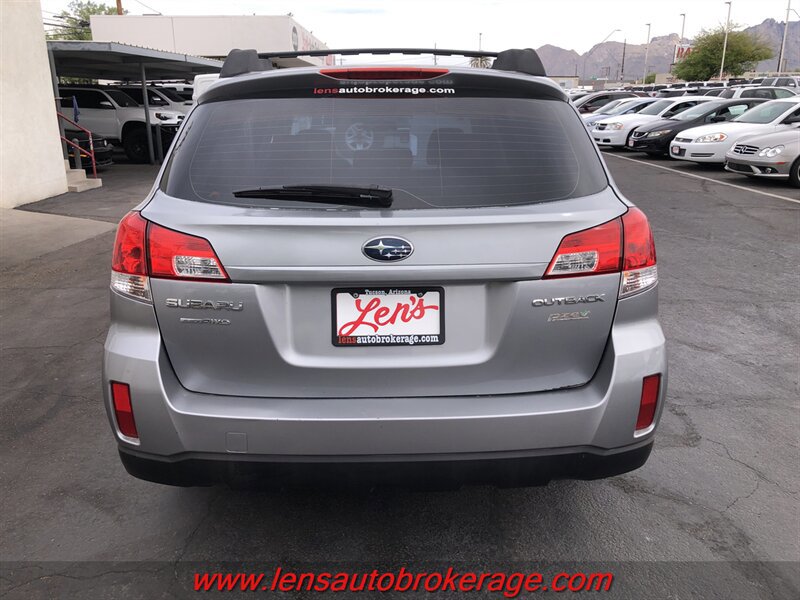 Used 2011 Subaru Outback 2.5i AWD/4WD image 7