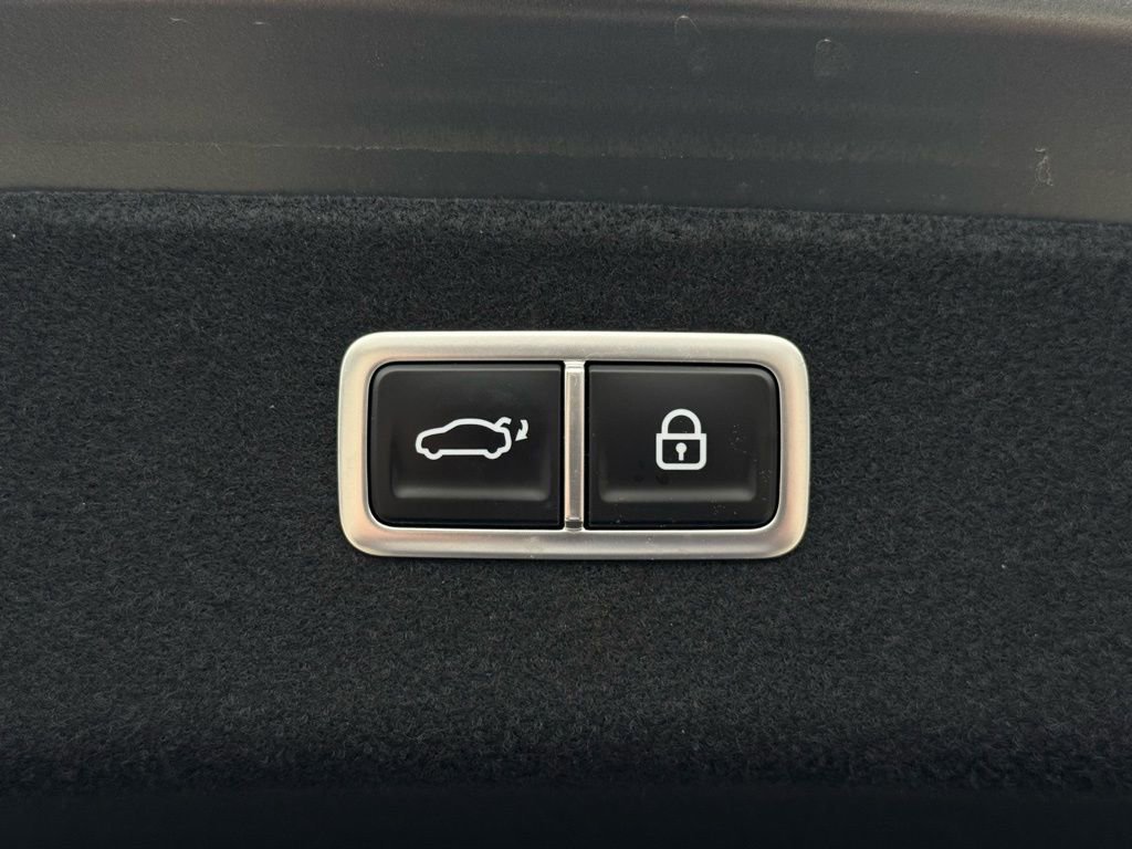 Used 2024 Genesis G80 image 18