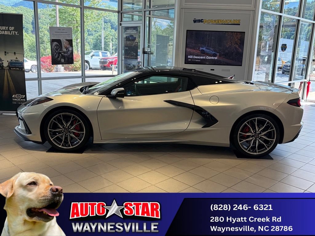 Used 2024 Chevrolet Corvette Stingray Convertible w/ 1LT RWD image 8