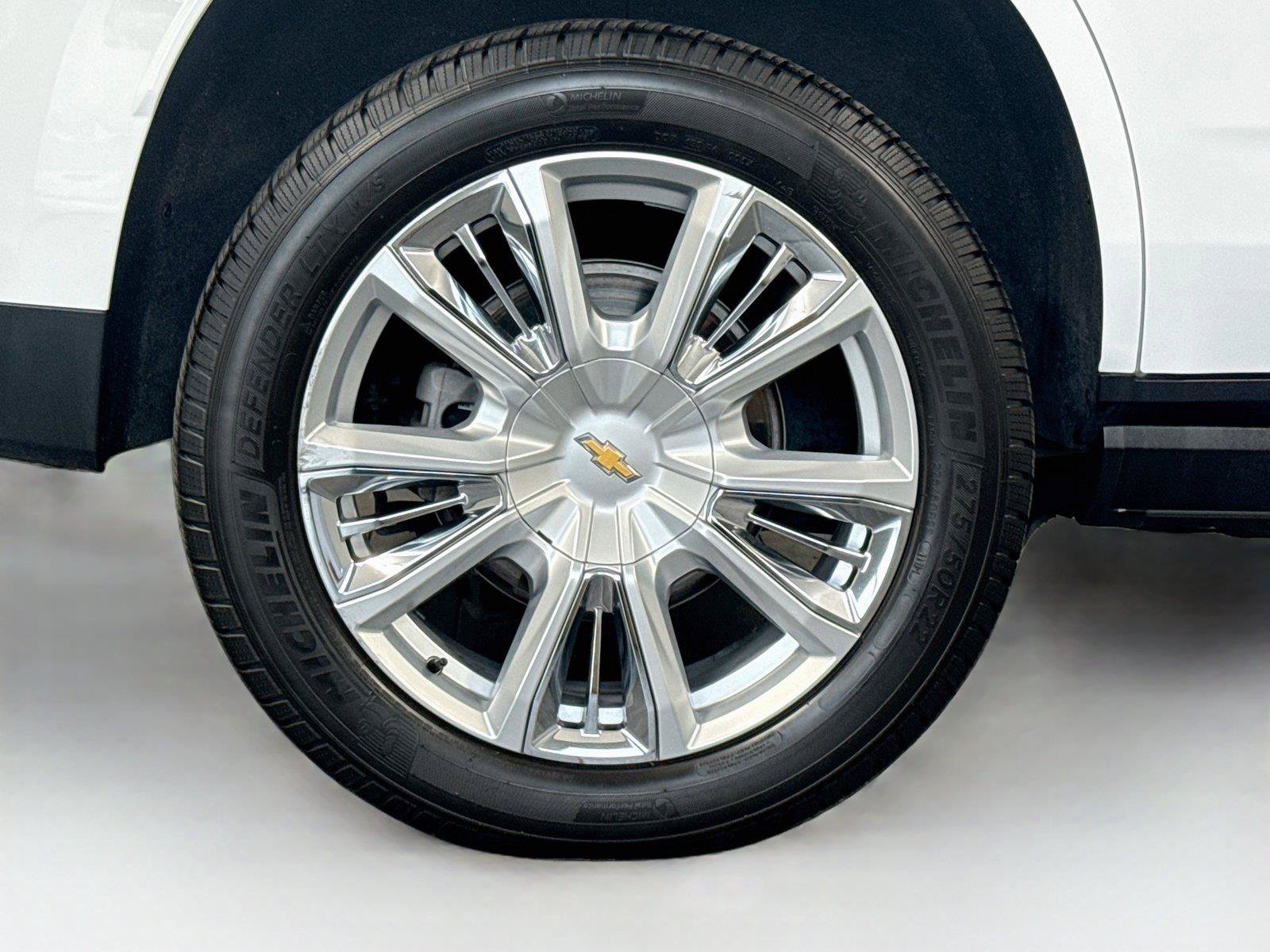 Used 2021 Chevrolet Tahoe High Country w/ Premium Package AWD/4WD image 42
