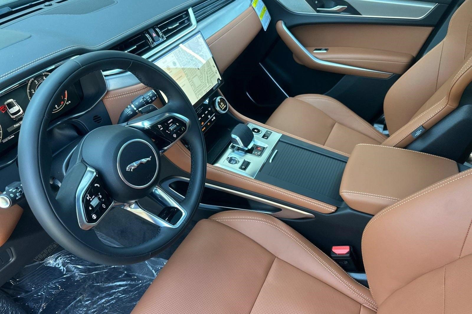 New 2026 Jaguar F-PACE R-Dynamic S AWD/4WD image 4