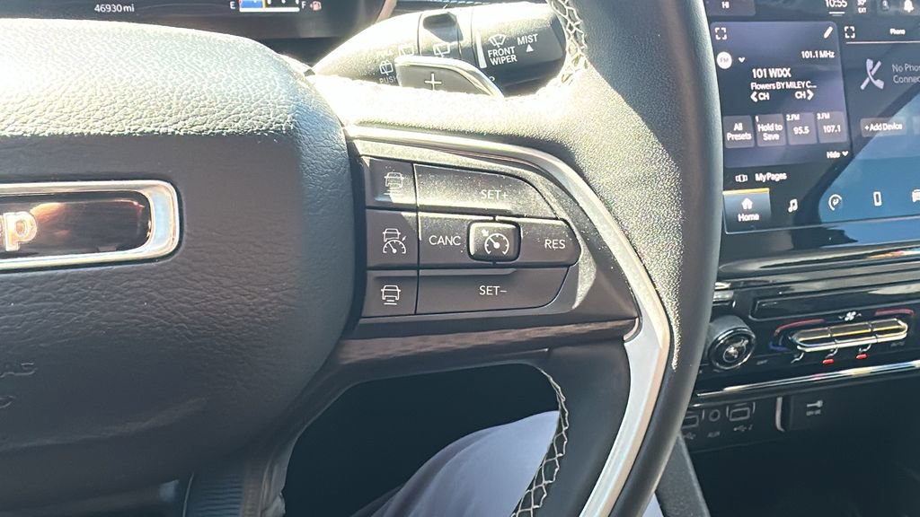 Used 2023 Jeep Grand Cherokee Laredo image 17