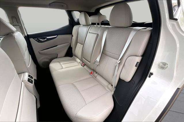 Certified 2022 Nissan Rogue Sport SL w/ Premium Package AWD/4WD image 20