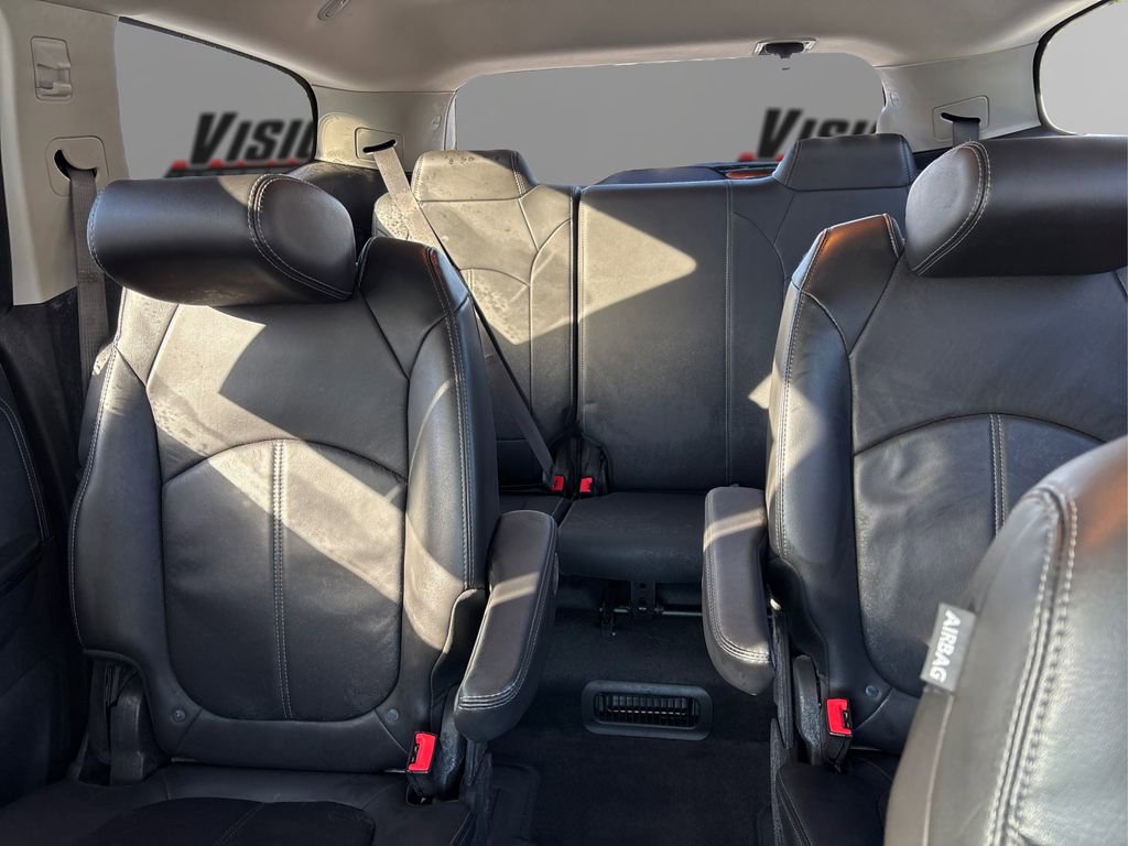 Used 2016 Chevrolet Traverse LT image 19