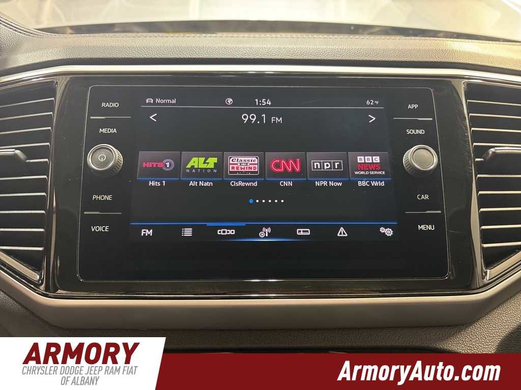 Used 2022 Volkswagen Atlas SE w/ Panoramic Sunroof Package image 17