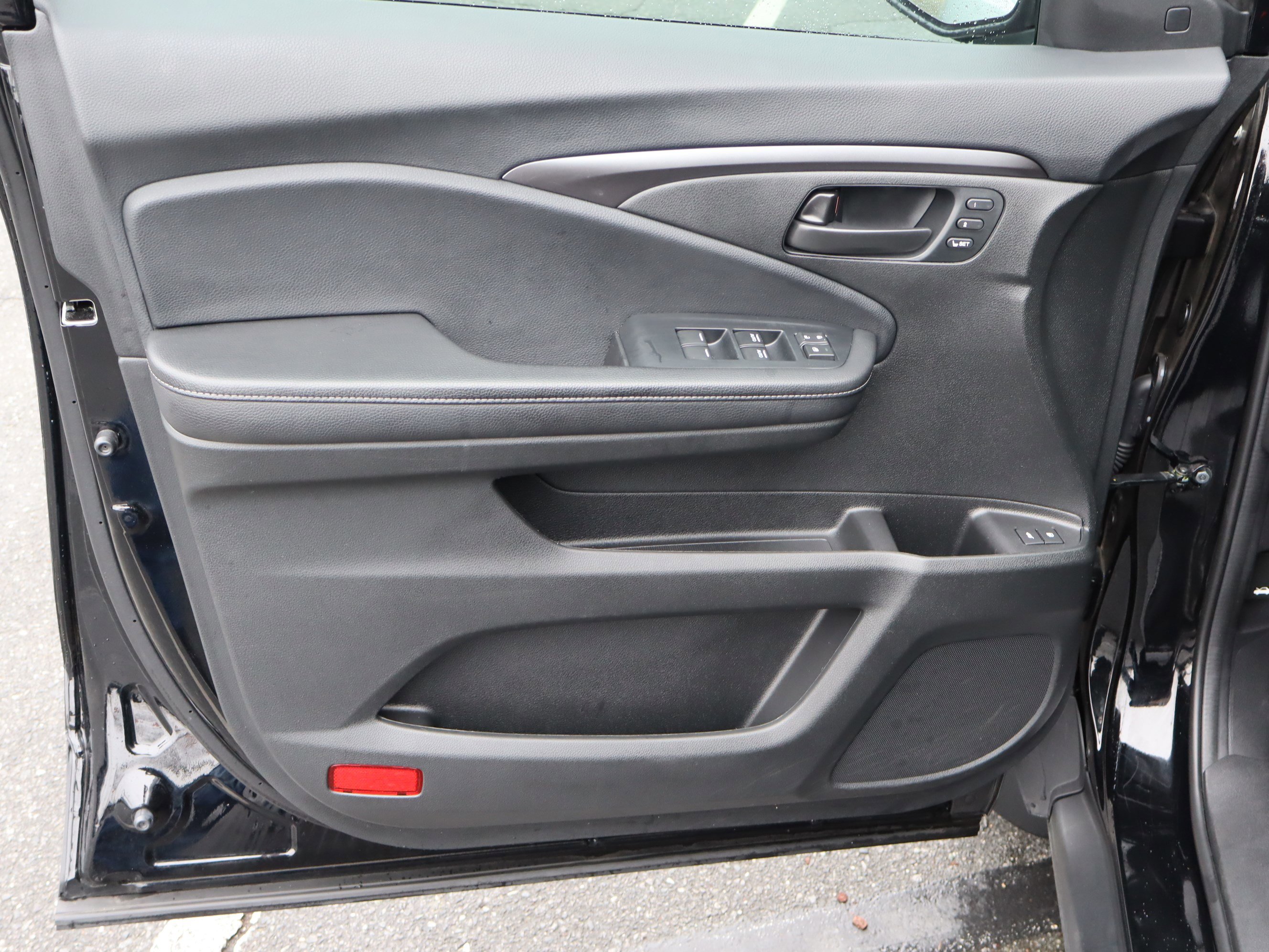 Used 2022 Honda Passport EX-L image 15