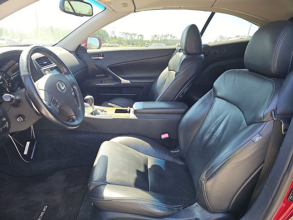 Used 2010 Lexus IS 250C RWD image 10