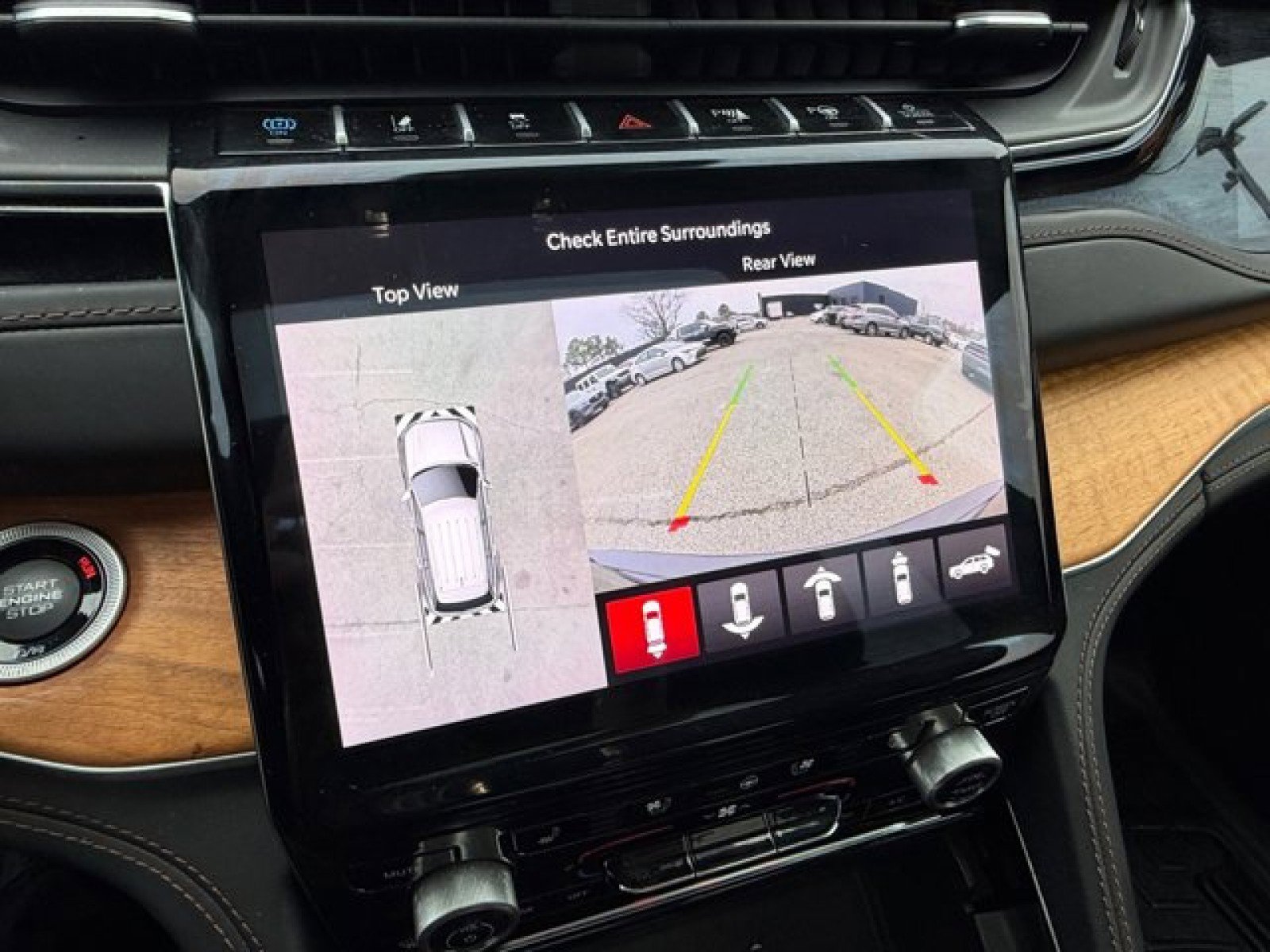 Used 2022 Jeep Grand Cherokee Summit image 17