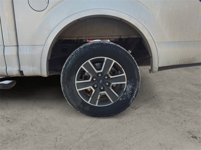 Used 2015 Ford F150 XLT w/ Equipment Group 302A Luxury image 14