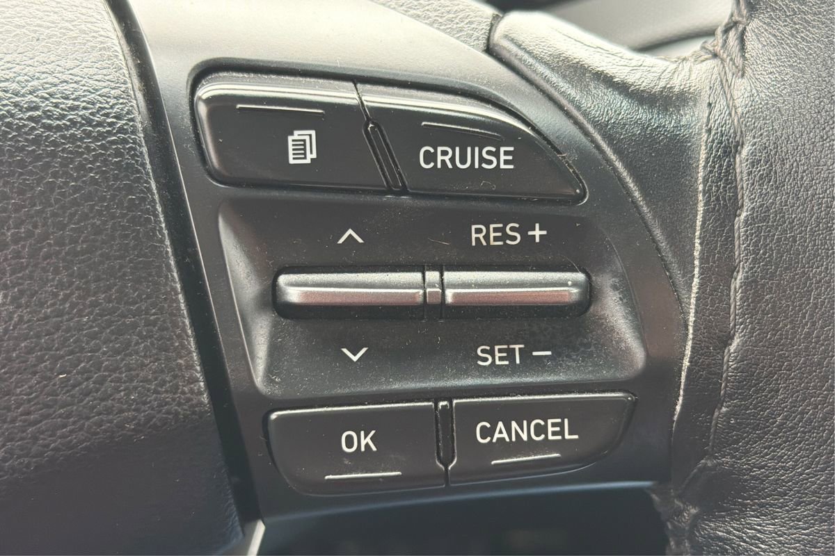 Used 2020 Hyundai Veloster Turbo R-Spec image 32