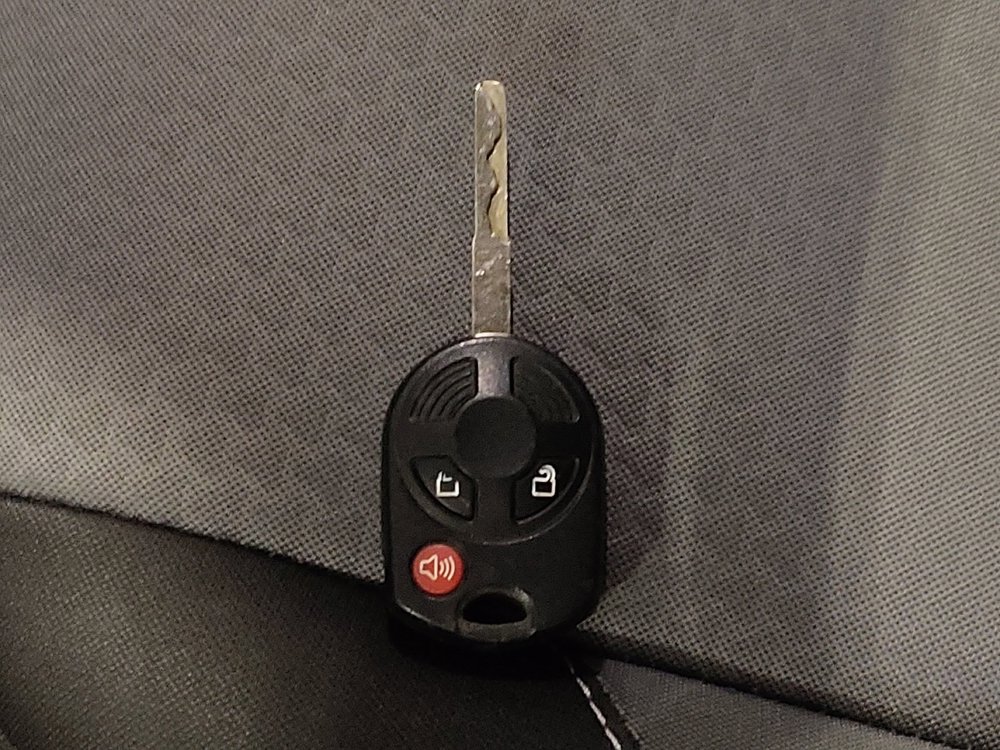 Used 2018 Ford Escape SE w/ SE Sync 3 Package image 32