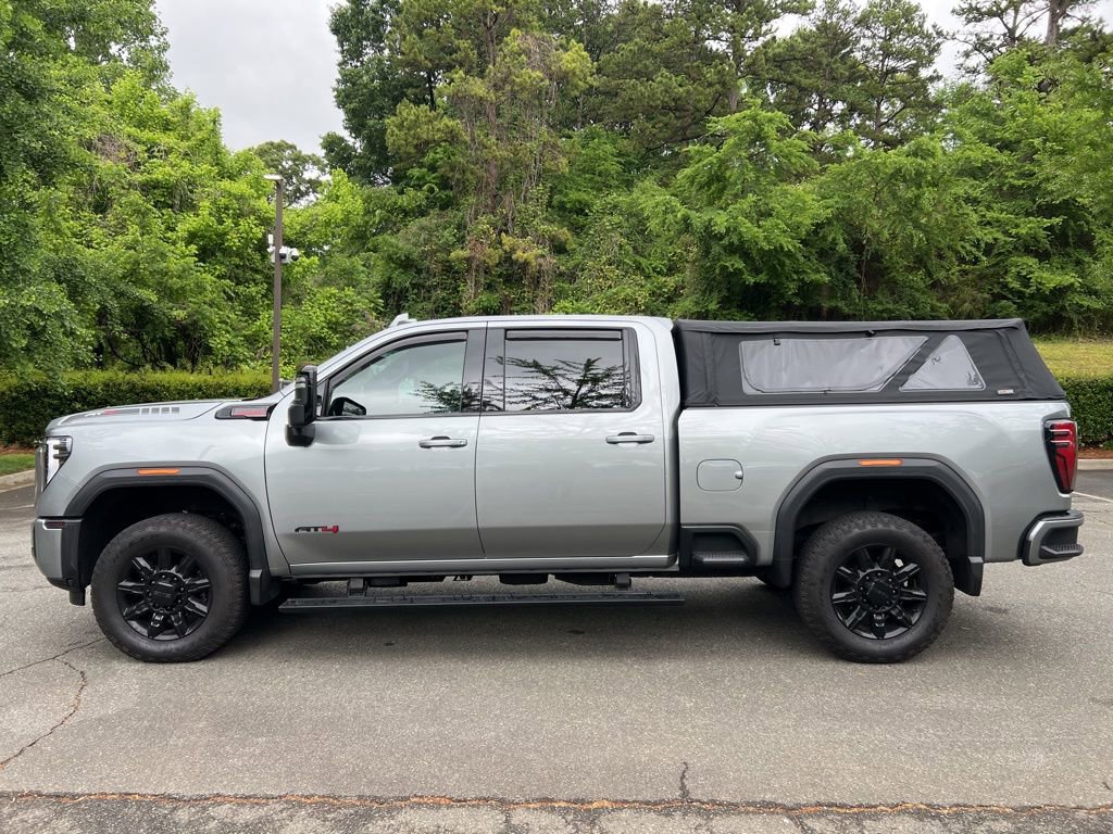 Certified 2025 GMC Sierra 2500 AT4 w/ AT4 Premium Plus Package AWD/4WD image 3