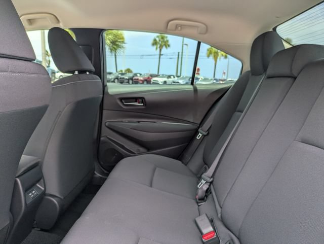 Used 2023 Toyota Corolla LE FWD image 14