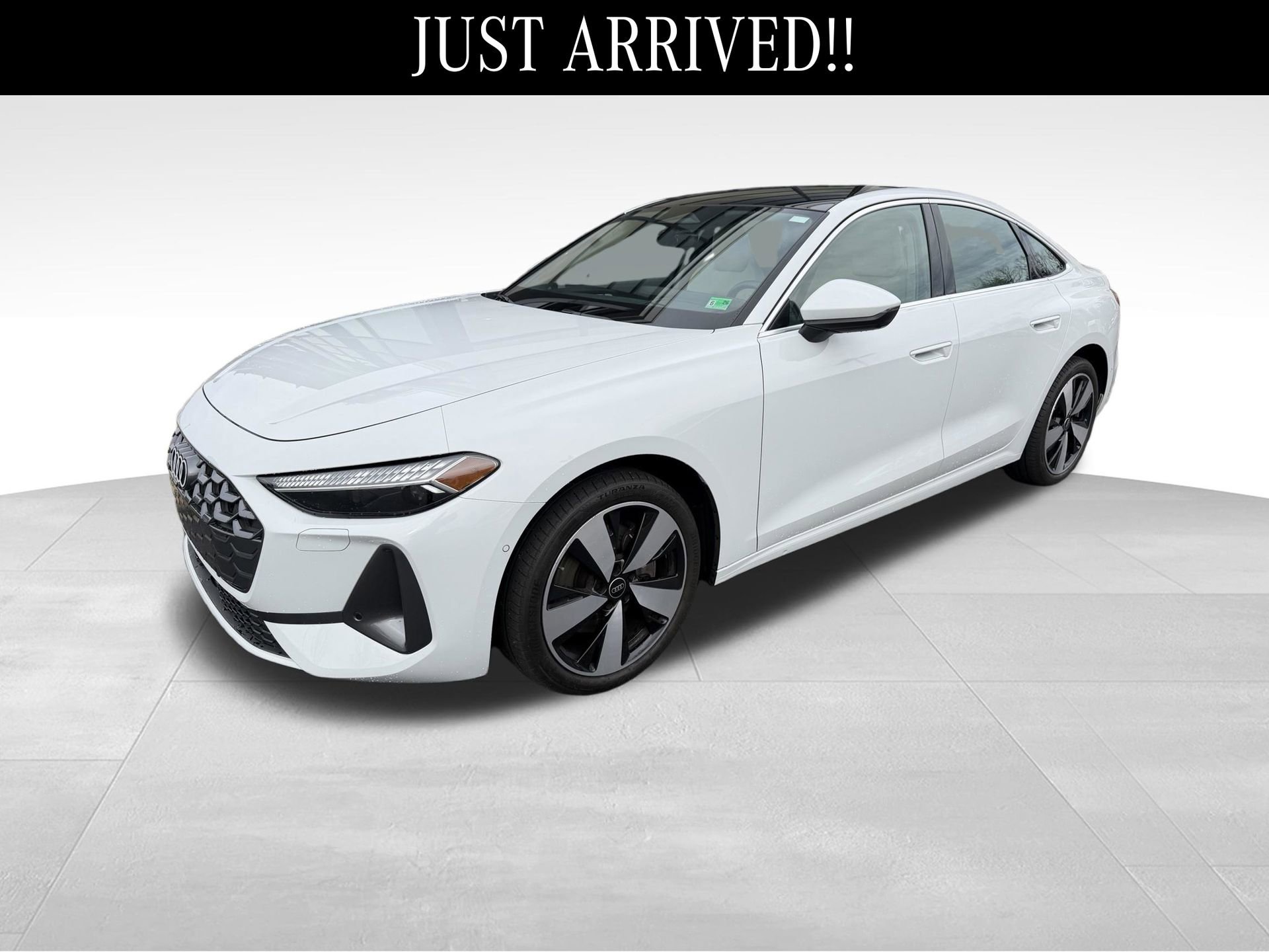 Used 2025 Audi A5 2.0T Prestige image 3