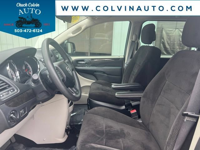 Used 2012 Dodge Grand Caravan American Value Package FWD image 13