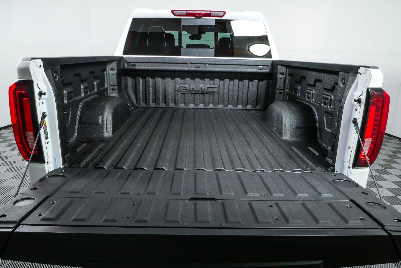 New 2026 GMC Sierra 1500 AT4X AWD/4WD image 32