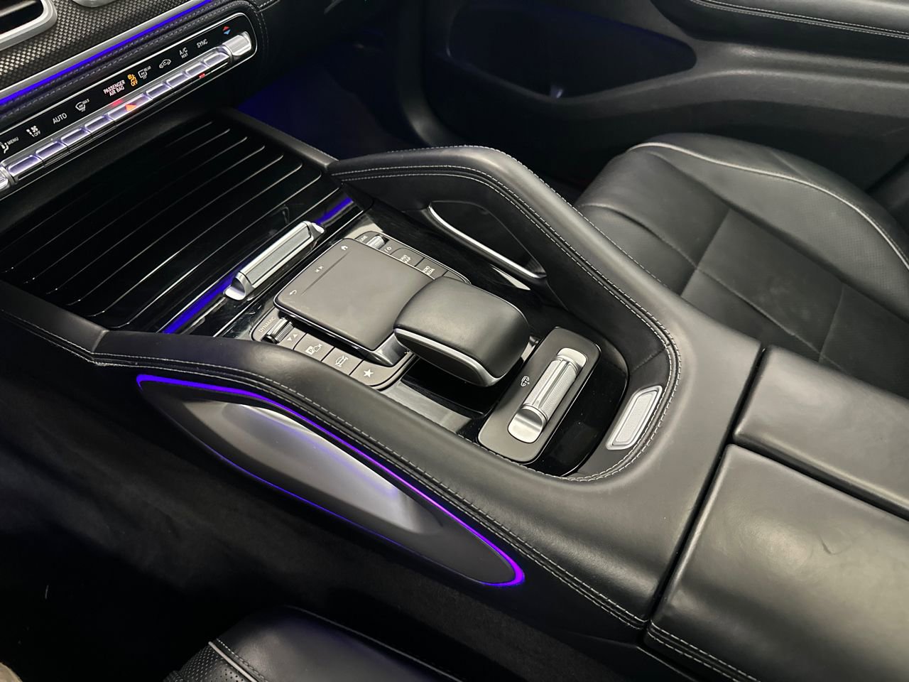 Used 2023 Mercedes-Benz GLS 580 4MATIC image 30