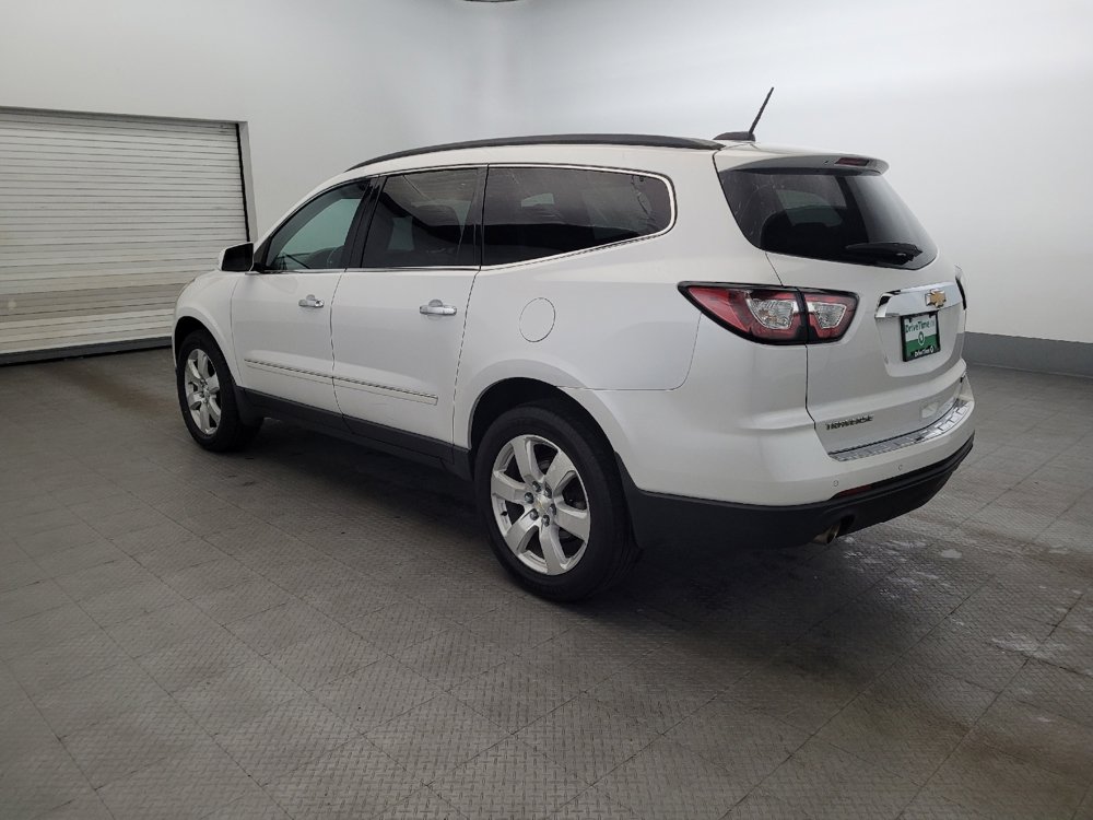 Used 2017 Chevrolet Traverse Premier FWD image 3