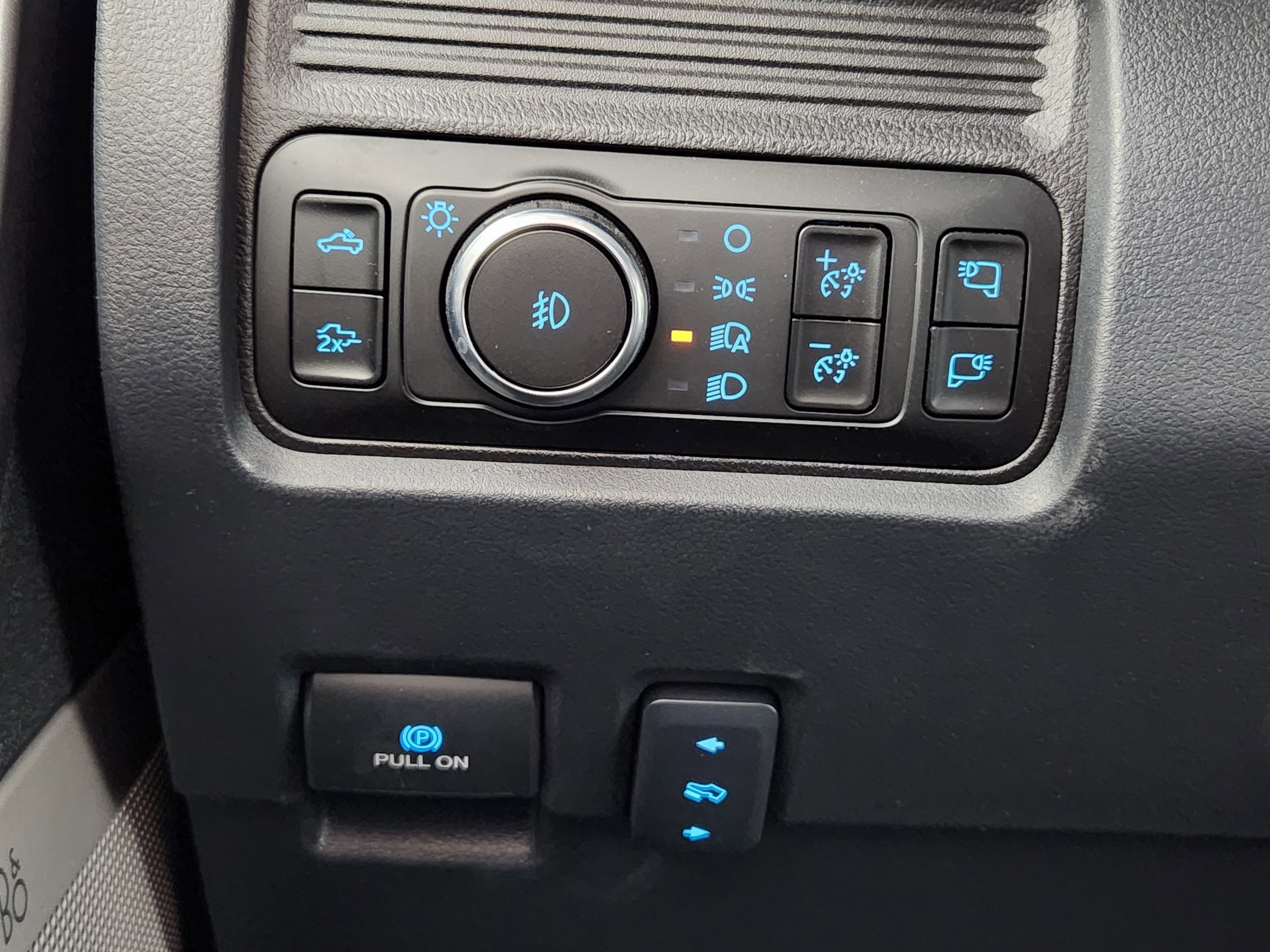 New 2026 Ford F350 Lariat w/ Tremor Off-Road Package image 26