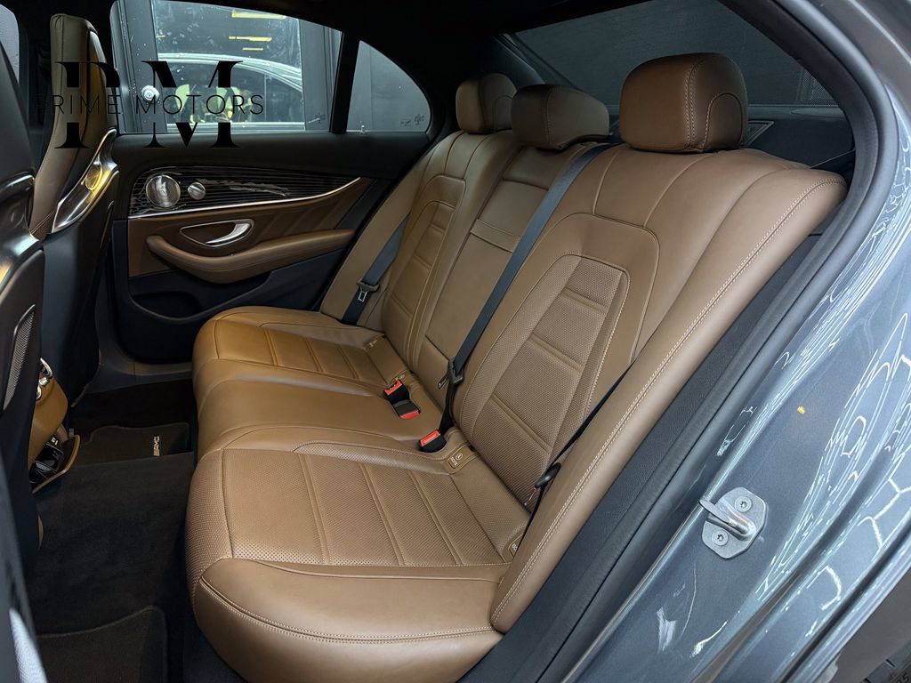 Used 2018 Mercedes-Benz E 63 AMG S image 19