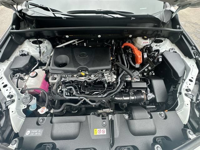 Used 2023 Toyota Venza LE AWD/4WD image 27