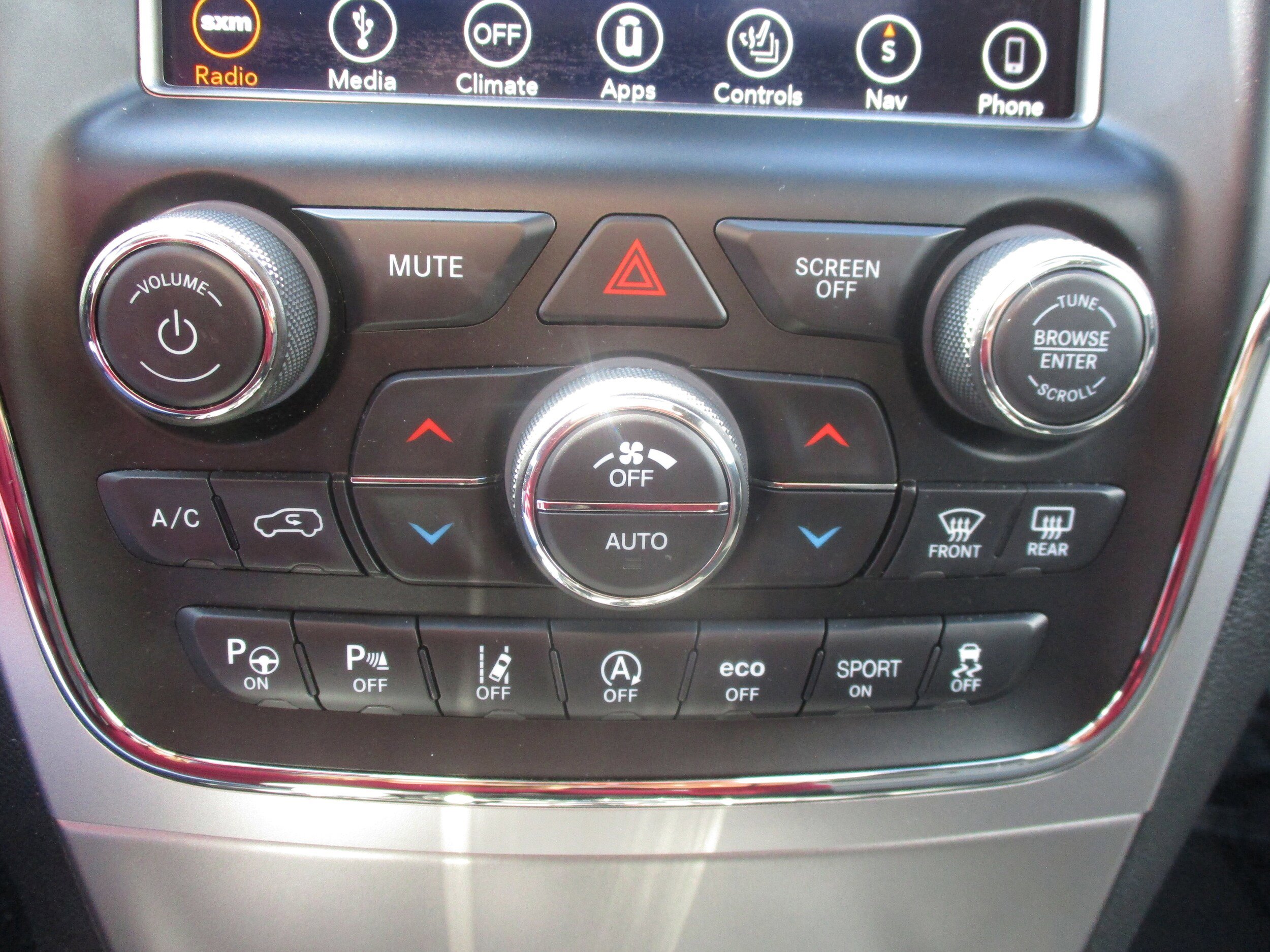 Used 2018 Jeep Grand Cherokee High Altitude AWD/4WD image 27