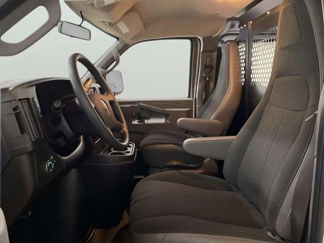 Used 2023 Chevrolet Express 2500 w/ Driver Convenience Package image 19