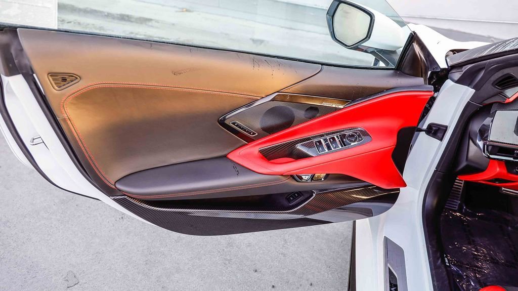 Used 2024 Chevrolet Corvette Stingray Premium Conv w/ Stealth Interior Trim Package image 22