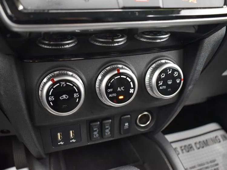 Used 2025 Mitsubishi Outlander Sport ES AWD/4WD image 32
