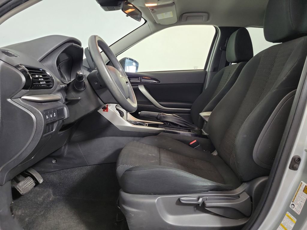 Used 2023 Mitsubishi Eclipse Cross LE AWD/4WD image 13