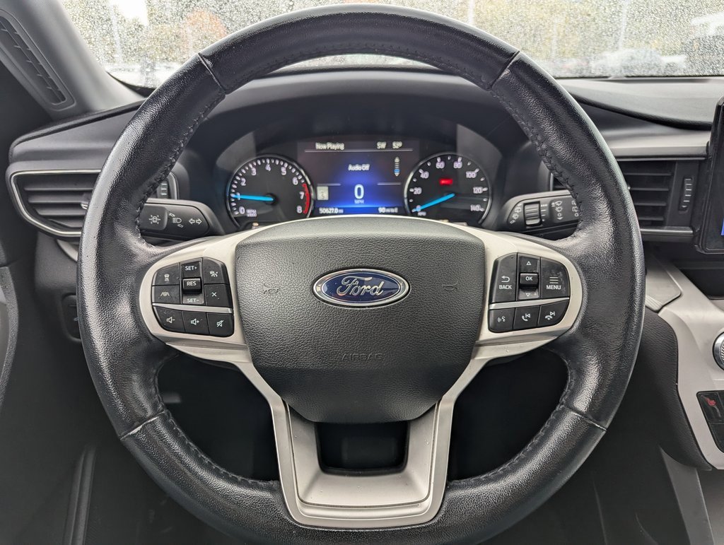Used 2022 Ford Explorer XLT w/ Equipment Group 202A image 28