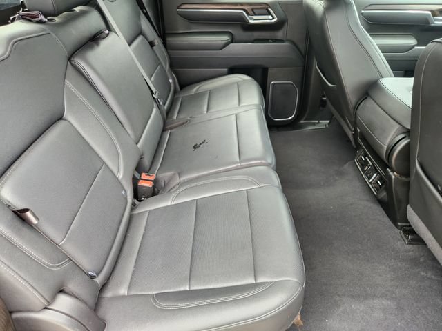 Used 2025 GMC Sierra 1500 SLT RWD image 31