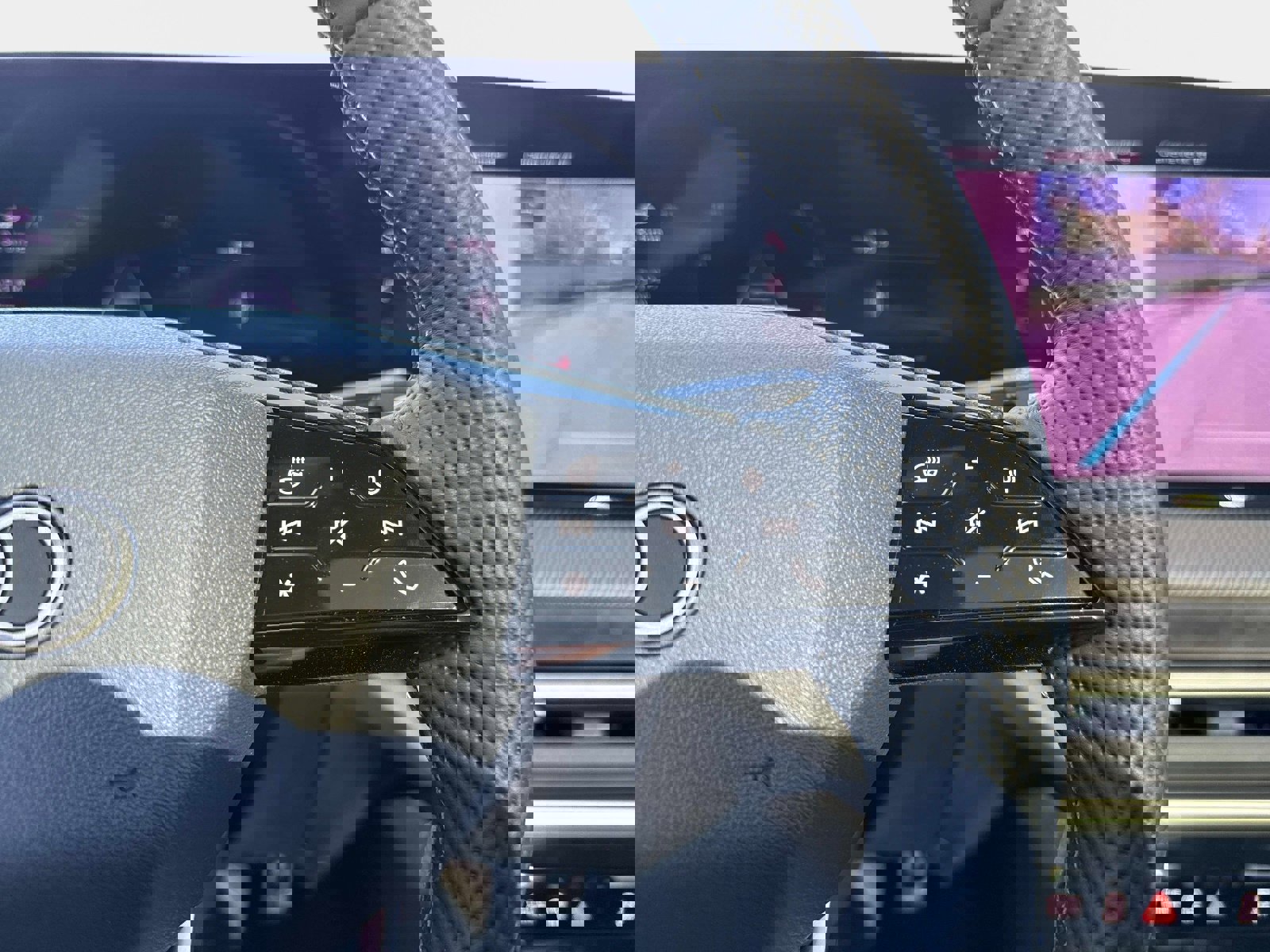 New 2025 Audi SQ5 Premium Plus image 31