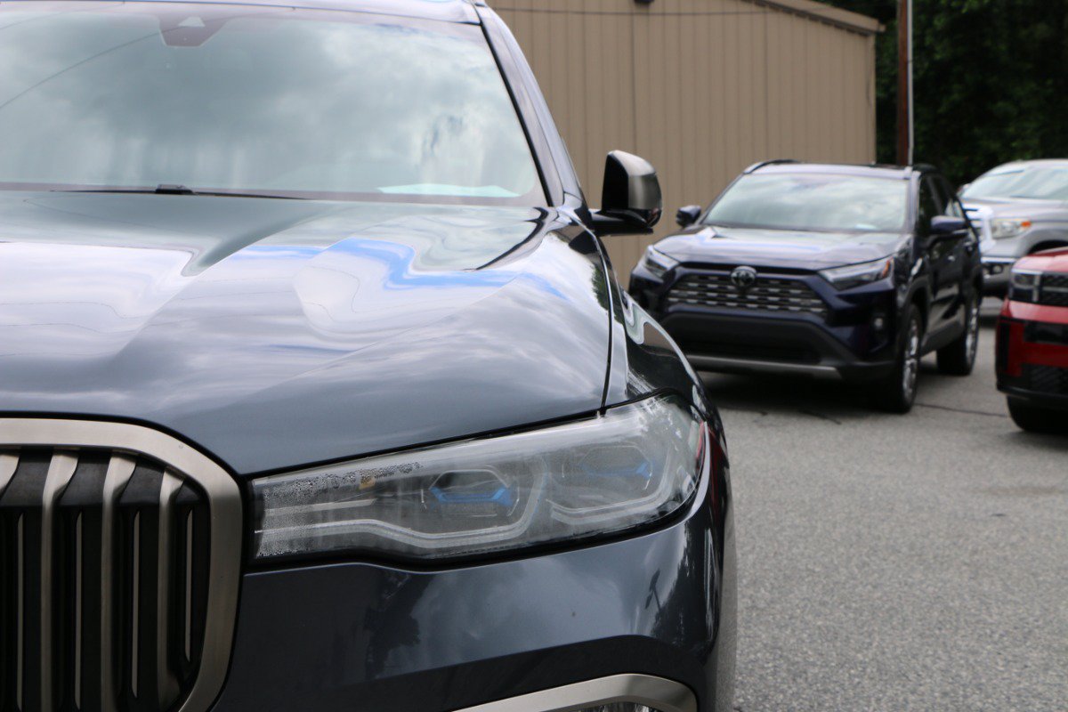 Used 2021 BMW X7 M50i w/ Executive Package AWD/4WD image 13
