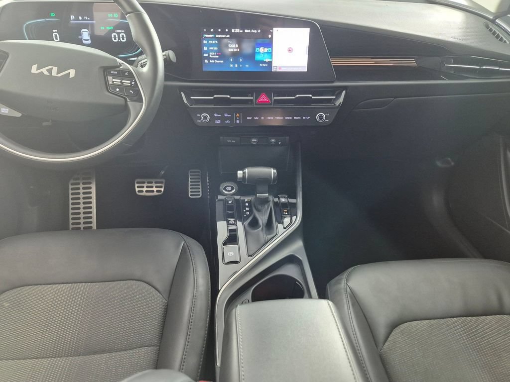 Used 2023 Kia Niro EX Touring FWD image 26
