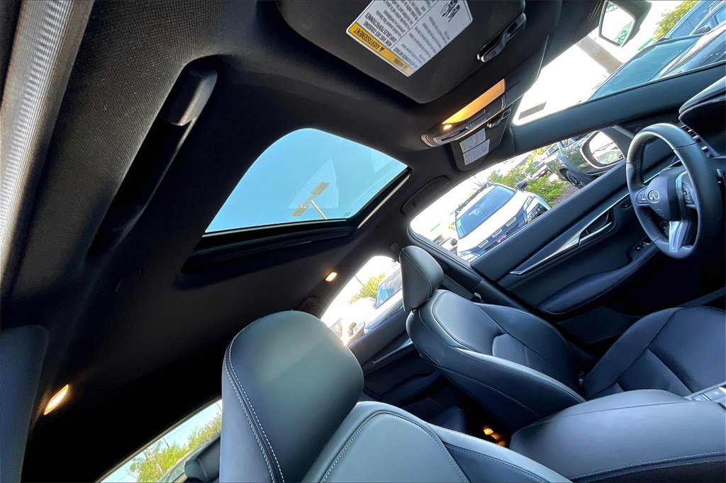 Used 2025 INFINITI QX55 Luxe w/ Cargo Package image 22