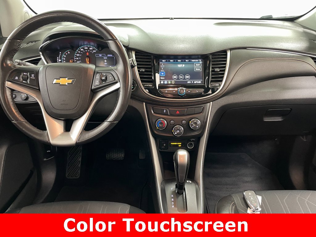 Certified 2019 Chevrolet Trax LT w/ LT Convenience Package image 2