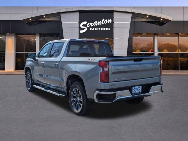Used 2024 Chevrolet Silverado 1500 LT image 3