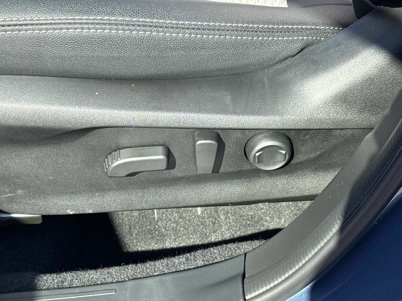 Used 2024 Subaru Forester Premium AWD/4WD image 16