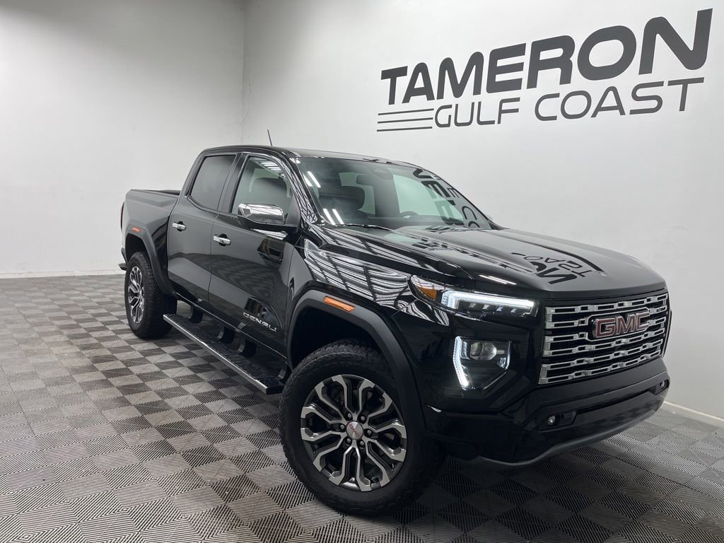 Used 2026 GMC Canyon Denali AWD/4WD image 15