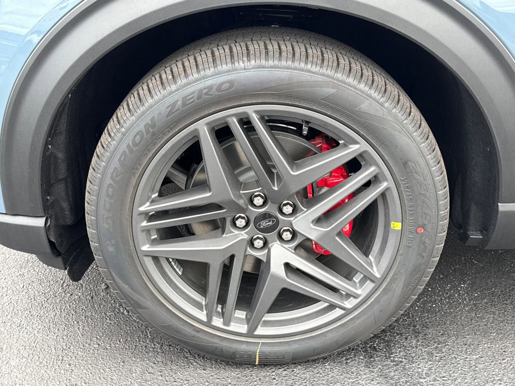 New 2026 Ford Explorer ST RWD image 11