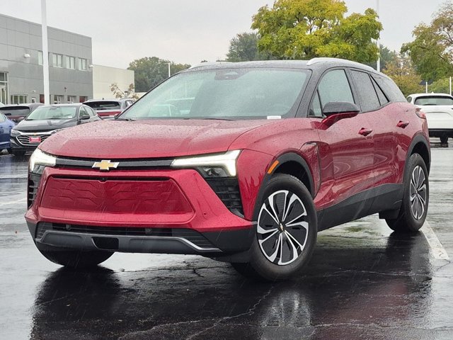 Used 2026 Chevrolet Blazer EV LT w/ Super Cruise Package AWD/4WD image 2