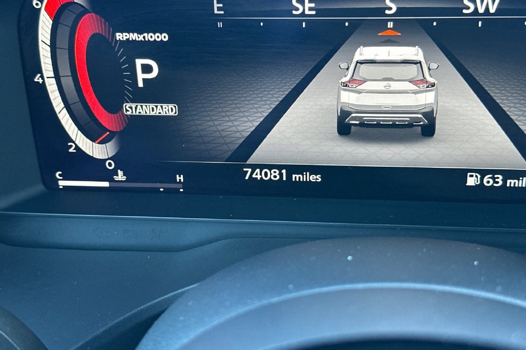 Used 2022 Nissan Rogue Platinum w/ Head-Up Display Package FWD image 25
