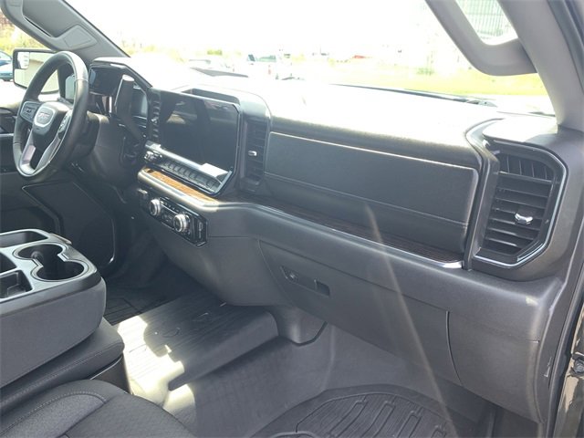 Used 2024 GMC Sierra 1500 Elevation image 29