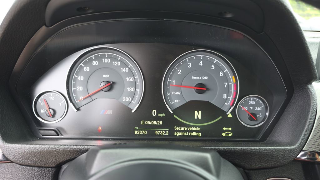 Used 2015 BMW M4 Convertible RWD image 14