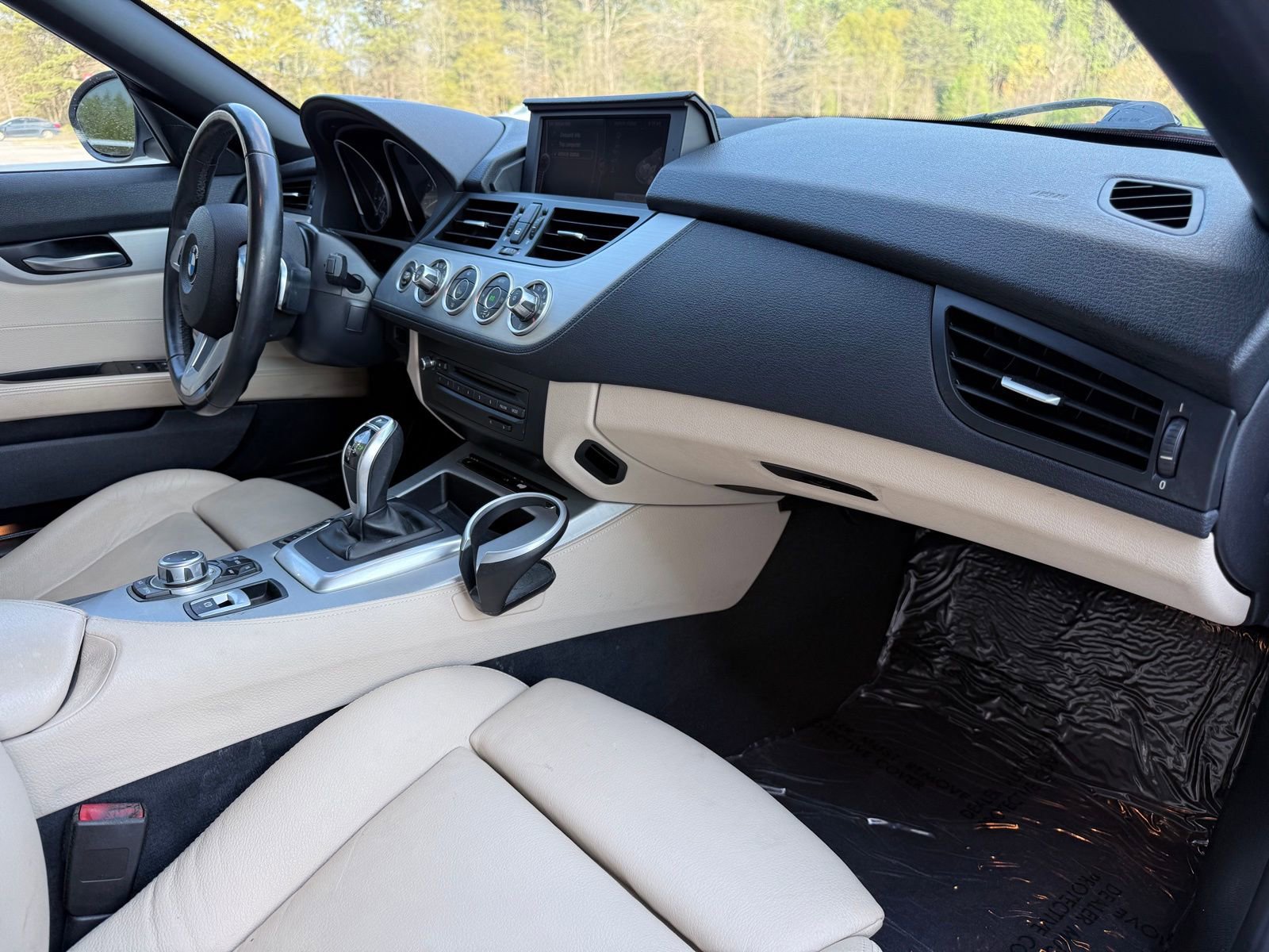 Used 2009 BMW Z4 sDrive35i image 23