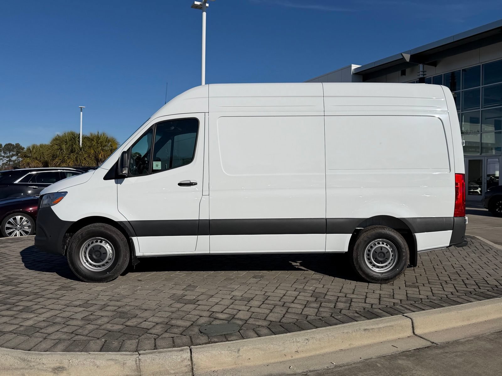Used 2026 Mercedes-Benz Sprinter 2500 image 10