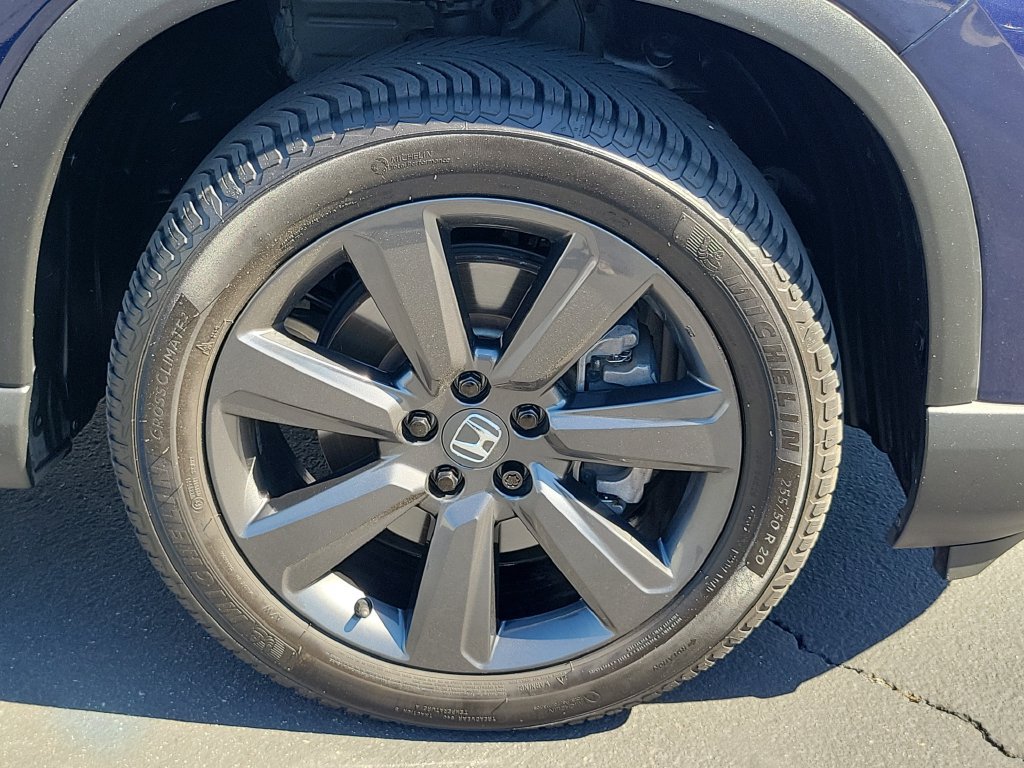 Certified 2024 Honda Pilot Sport image 6